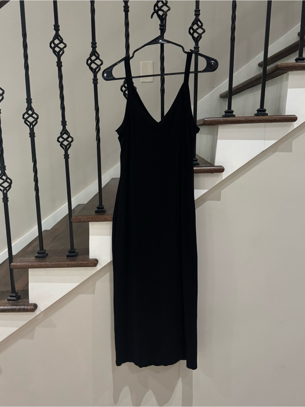 Marine Layer Lexi V-Neck Rib Midi Dress Black Double Lined - Picture 9 of 10